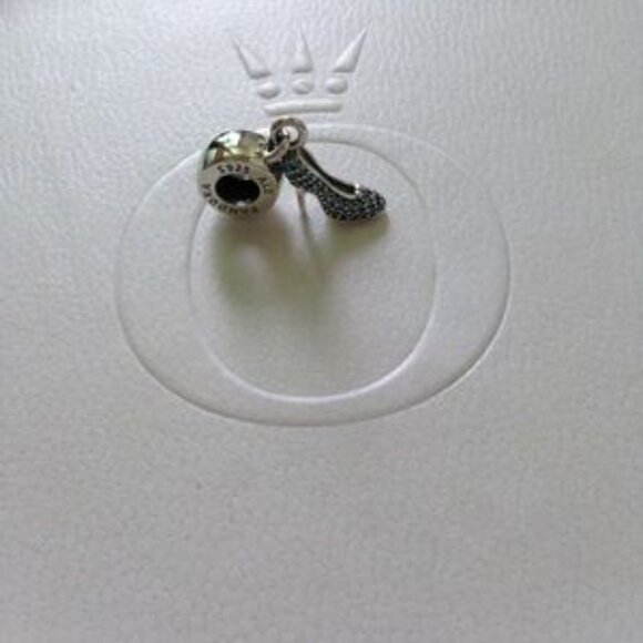 Pandora Disney Cinderella's Sparkling SlipperCharm - Picture 1 of 2